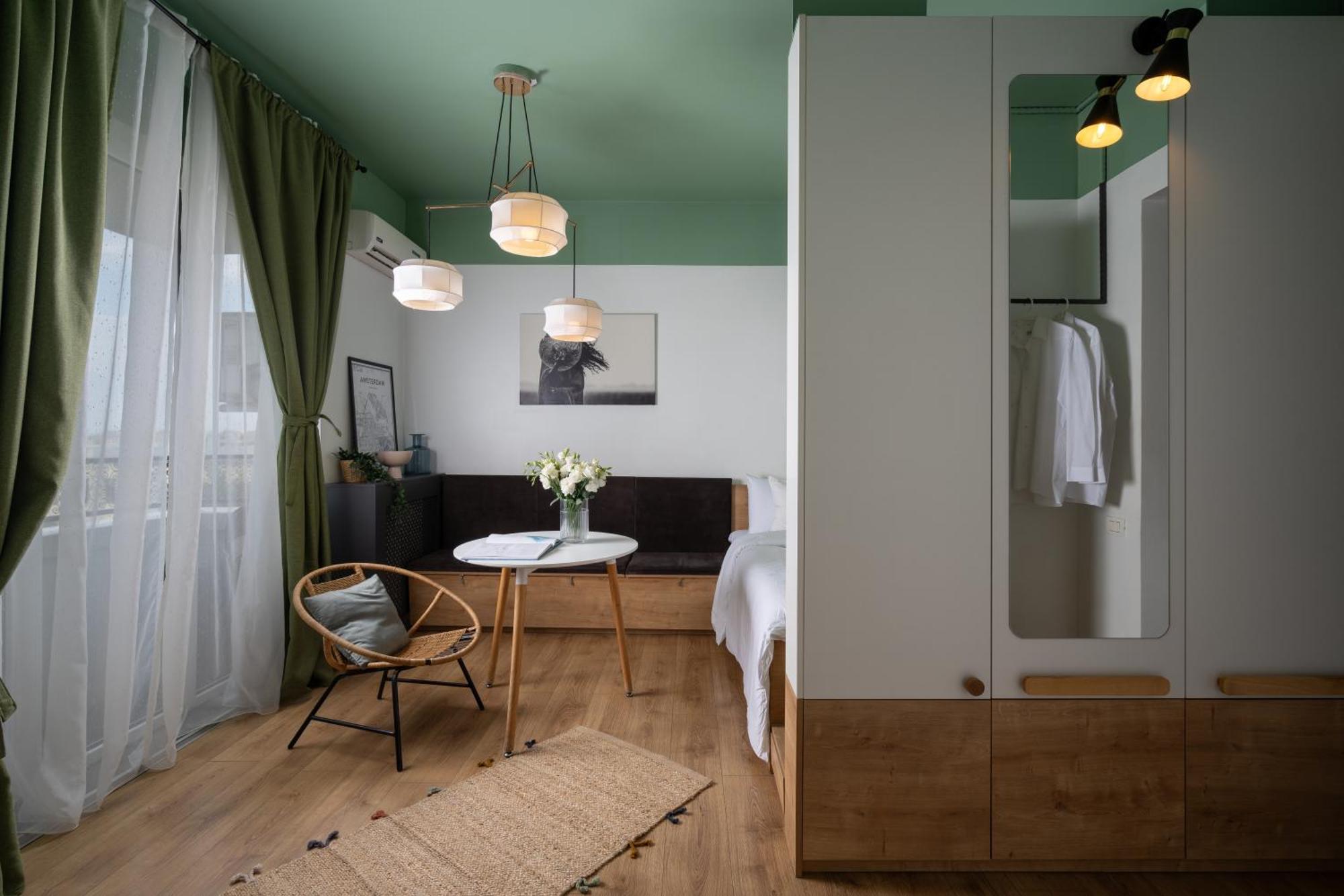 Downtown By Urbanesq Appartement Boekarest Buitenkant foto