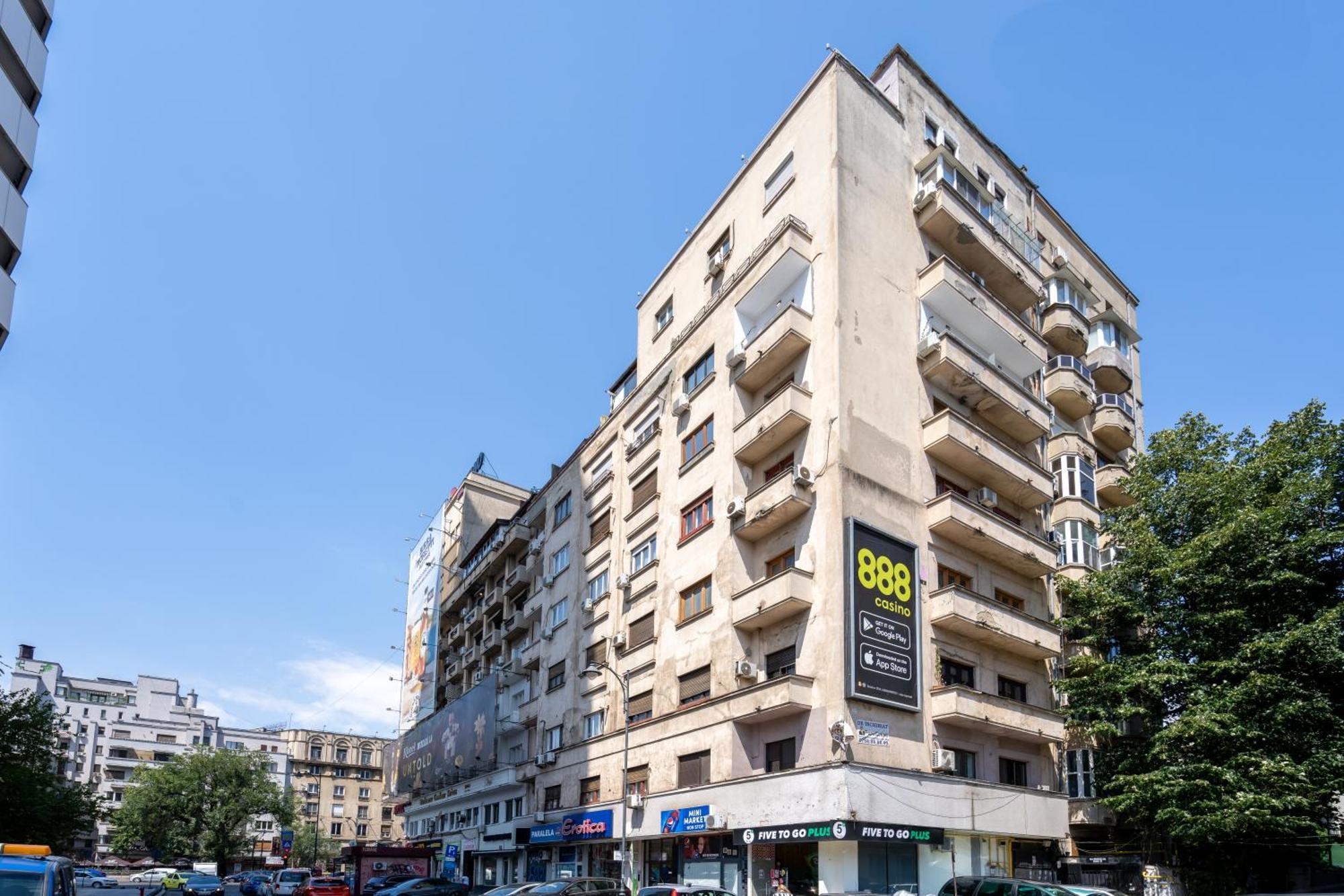 Downtown By Urbanesq Appartement Boekarest Buitenkant foto